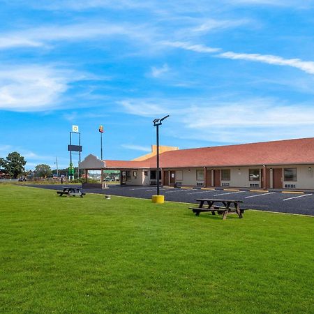 Econo Lodge Cornersville Exterior foto