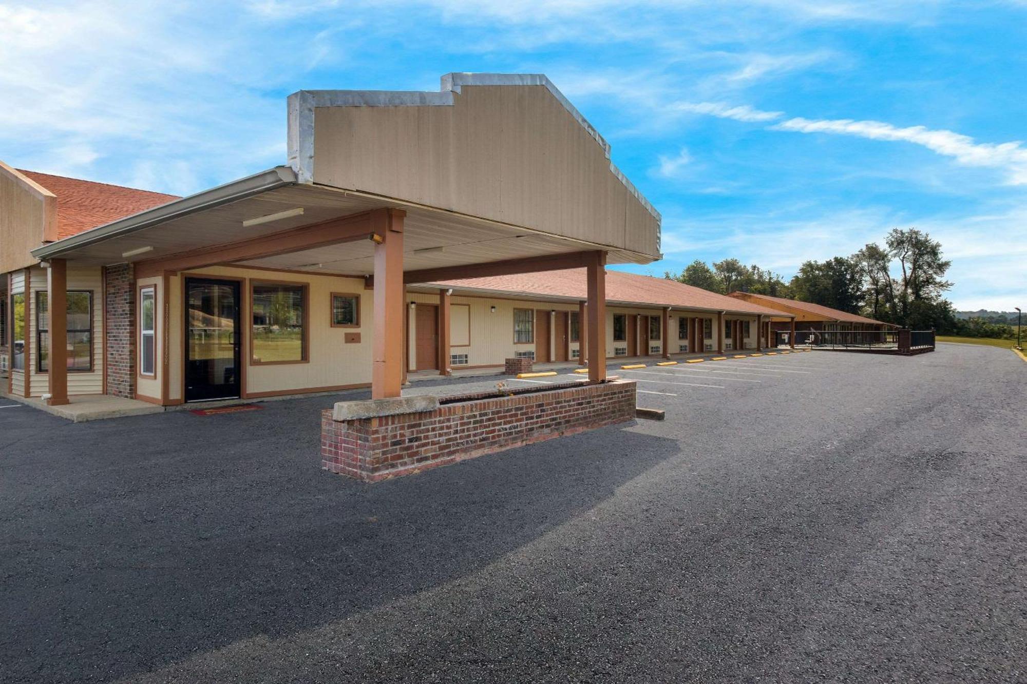 Econo Lodge Cornersville Exterior foto