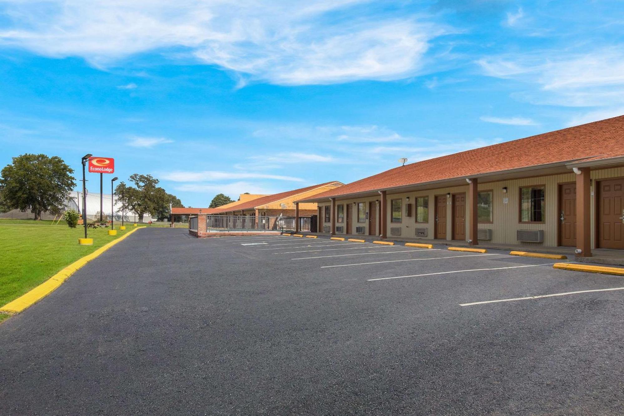 Econo Lodge Cornersville Exterior foto